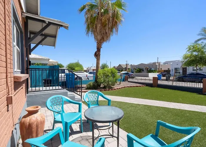 Cute & Cozy Renovated In The Heart Of * Phoenix